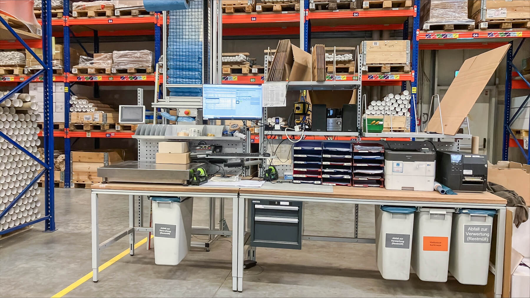ERGO-line Packtisch mit Buche massiv Arbeitsplatte